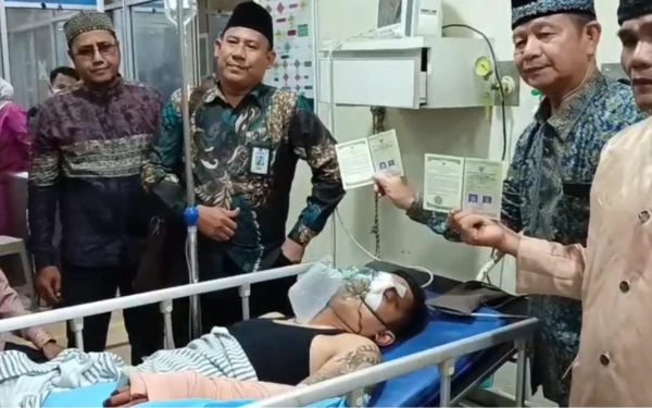 Thumbnail Palembang Gempar: Calon Pengantin Pria Terluka Parah Diserang Jelang Akad Nikah, ljab Kabul Digelar di IGD