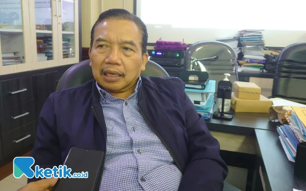 Thumbnail Komisi C DPRD Surabaya Desak Pemkot untuk Tindak Tegas Warga yang Tak Mau Pindah dari Bantaran Sungai Kalianak