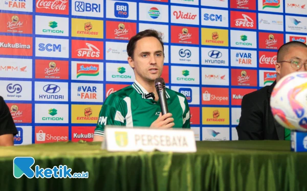 Thumbnail Munster Kartu Merah, Persebaya Tanpa Pelatih di Sisa Liga 1