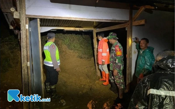 Thumbnail Empat Bencana Melanda Pacitan: Tiga Longsor di Nawangan, Satu Banjir di Arjosari