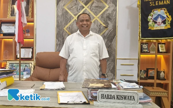 Thumbnail Berita - Eksklusif, Begini Upaya Bupati Sleman Meningkatkan Kesejahteraan Perajin Batik dan Lurik Lokal