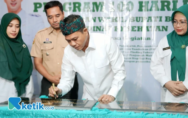 Thumbnail Resmikan Dua Puskesmas Baru, Bupati Bandung Siap Bangun RSUD Cimenyan Tahun Ini