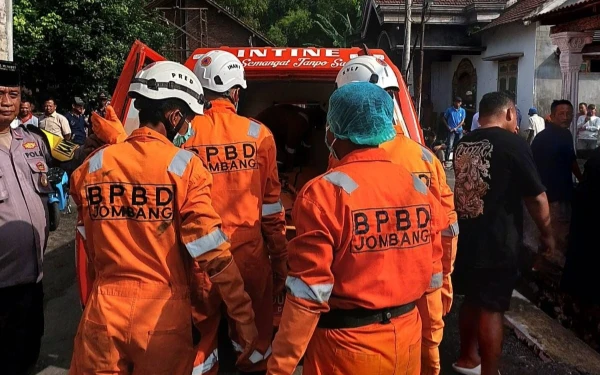 Thumbnail Berita - Tragis! Lansia Jombang Ditemukan Tak Bernyawa dan Membusuk di Rumahnya