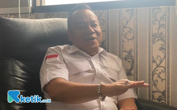 Thumbnail Ketua Komisi A DPRD Surabaya Temukan Pemalsuan Domisili KTP Gunakan Alamat Tempat Ibadah