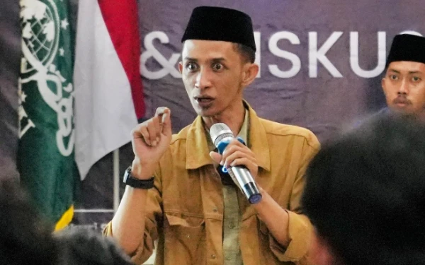 Thumbnail Pemilik Akun Tiktok Mauli Fikr Siap Tanding Data Soal Anggaran Pendidikan Pemkot Surabaya Tak Capai 20 Persen