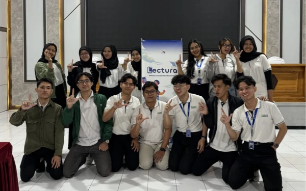 Thumbnail ‎Penerima Beasiswa Teladan UB dan SMAN 1 Batu Luncurkan Website Lectura  ‎