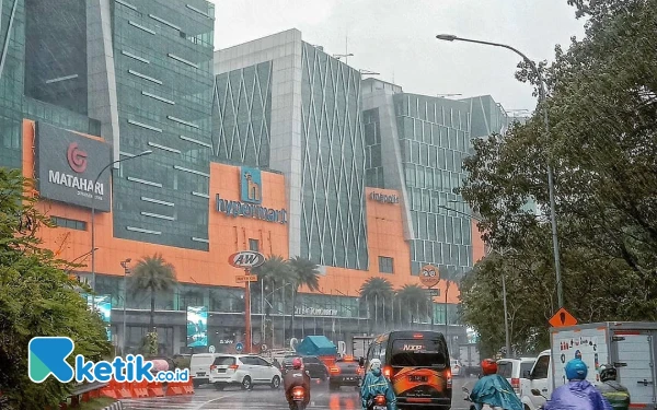 Thumbnail Cuaca Surabaya Hari Ini Diprakirakan Hujan, Begitu Juga Malang Raya