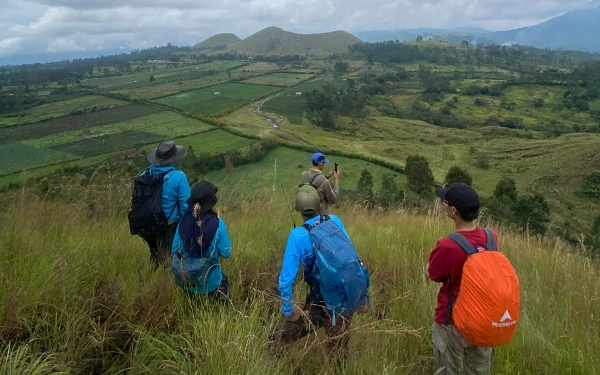 Thumbnail Dukung Revalidasi UNESCO, Ijen Geopark Petakan Jalur Pendakian Seven Summits