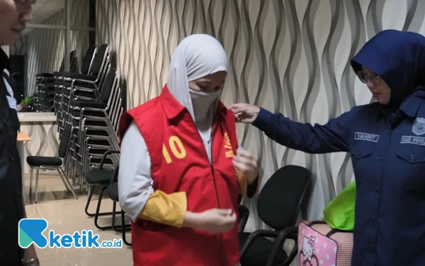 Thumbnail Manipulasi Kredit Fiktif, Pegawai BRI Diciduk Tim Tabur Kejati Sumsel