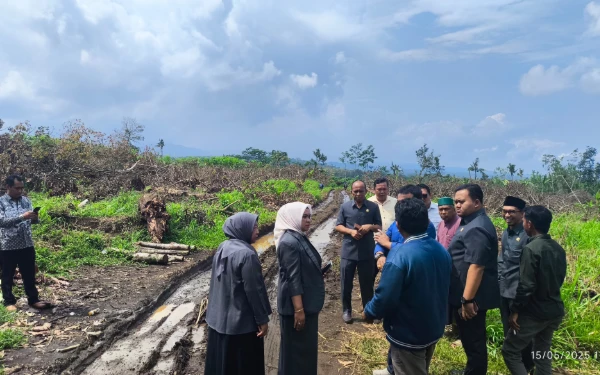 Thumbnail Berita - DPRD Lumajang Sidak PT Kalijeruk Baru Randuagung Diduga Melanggar HGU, Begini Hasilnya