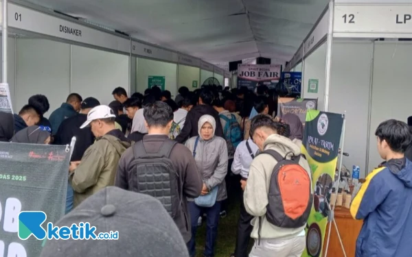 Thumbnail Disnaker Kabupaten Bandung Gelar Job Fair Spirit Bedas 4