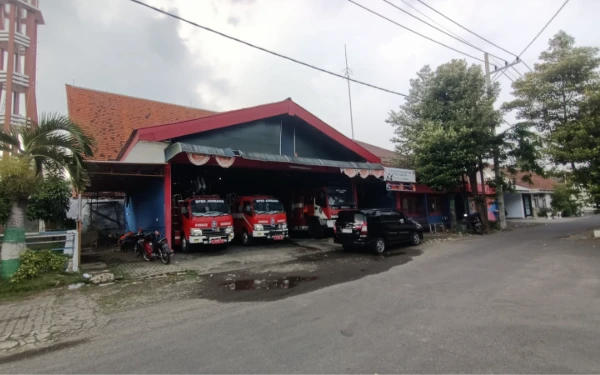 Thumbnail Berita - Alami KDRT, Perempuan di Jombang Pilih Lapor Damkar daripada Polisi