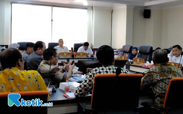 Thumbnail Komisi D DPRD Surabaya Tekankan Pemerataan Akses Pendidikan di SPMB 2025