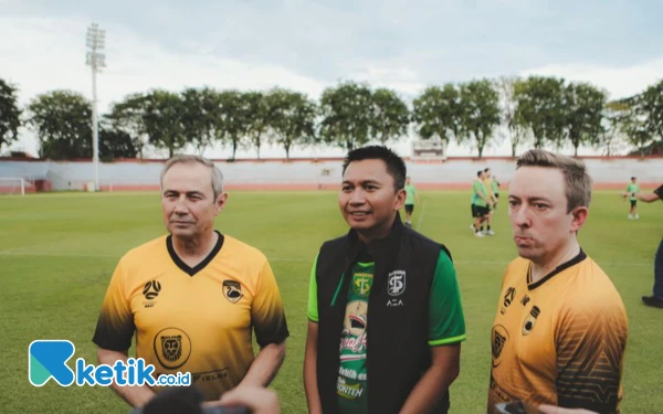 Thumbnail Persebaya Gelar Latihan di Australia Barat, Angkut 100 Bonek