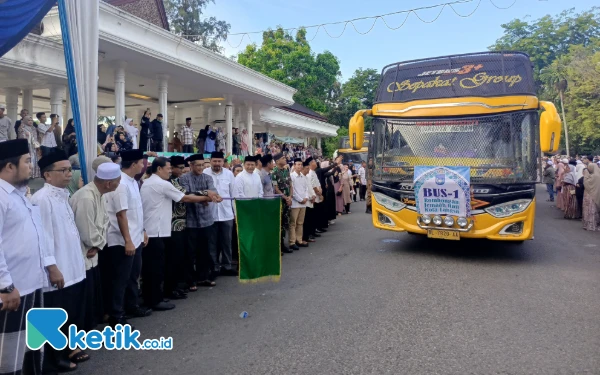 Thumbnail Berita - Lepas Jemaah Calon Haji Kota Langsa, Pj Sekda: Jaga Kesehatan dan Semoga Mabrur