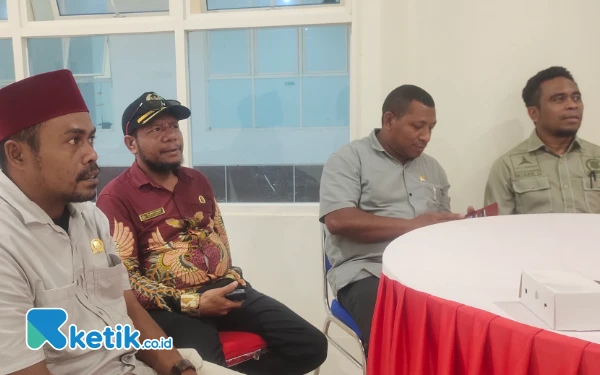 Thumbnail Berita - Anggaran Operasional PJS Bupati Raja Ampat Capai Rp1,5 Miliar, Padahal Hanya Menjabat 3 Bulan