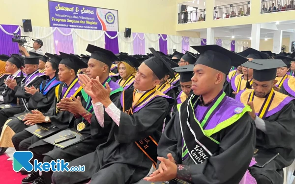 Thumbnail 400 Mahasiswa Unitri Diwisuda, Rektor Sebut Lulusan Tak Harus Kembali ke Daerah Asal