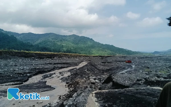 Thumbnail Berita - Ada Wacana Gugatan Class Action Terkait Tambang Ilegal dan Tanggul Jebol