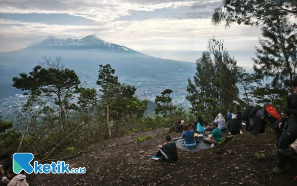 Thumbnail ‎Menjajal Jalur Pendakian Gunung Bokong di Kota Batu, Cocok untuk Fun Hiking