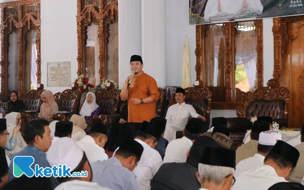 Thumbnail Berita - Ribuan Warga Rayakan HUT Kota Curup dengan Tabligh Akbar Bersama Ustadz Hilman Fauzi