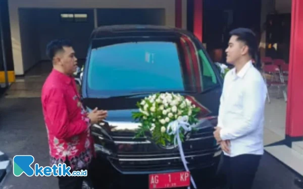 Thumbnail Gebrakan Romantis Wali Kota Blitar: Program “Kencan SAE” Dapat Dukungan Kaesang Pangarep
