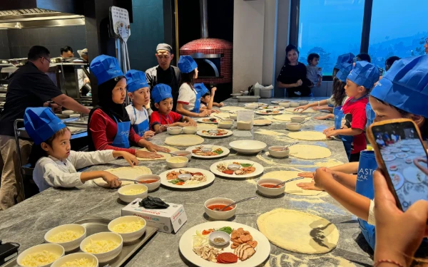 Thumbnail Berita - Liburan Seru di Puncak, Grand Aston Gelar Kompetisi Pizza Penuh Kreativitas