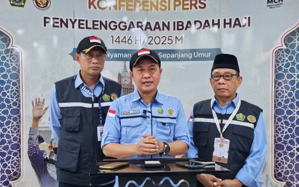 Thumbnail Kemenag Tegaskan Belum Ada Kepastian Visa Furoda