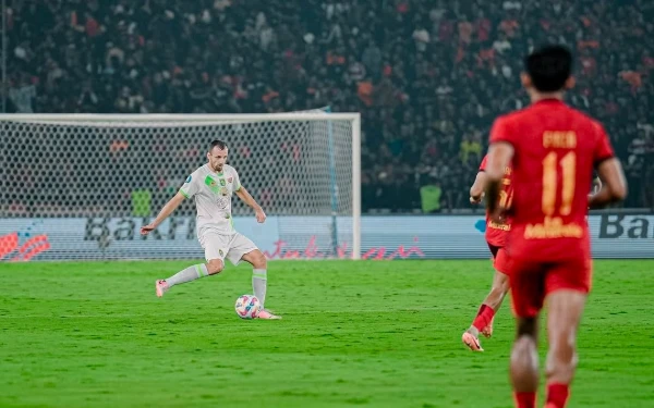 Thumbnail Benarkah Dime Dimov Beri Sinyal Hengkang dari Persebaya?