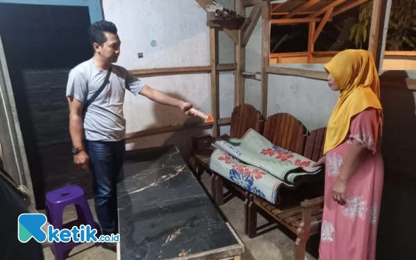 Bayi Perempuan dengan Ari-Ari Masih Menempel Ditemukan di Angkringan Karangdadap Pekalongan