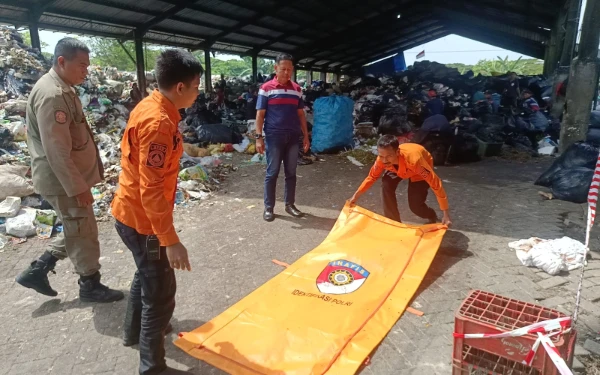 Thumbnail Minim Saksi dan CCTV, Pelaku Pembuang Bayi di Sambikerep Sulit Terlacak