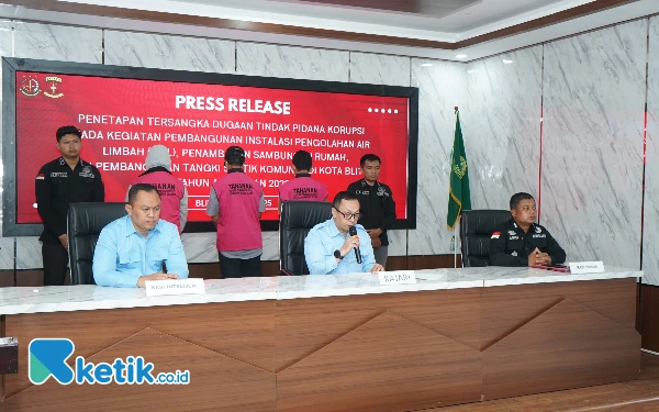 Thumbnail Kejari Blitar Tetapkan 5 Tersangka Baru di Kasus Pembangunan IPAL dan Sarana Sanitasi 2022