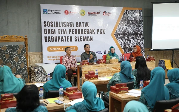 Thumbnail Berita - Komitmen Kembangkan Batik Lokal, Pemkab Sleman Gelar Sosialisasi bagi TP PKK