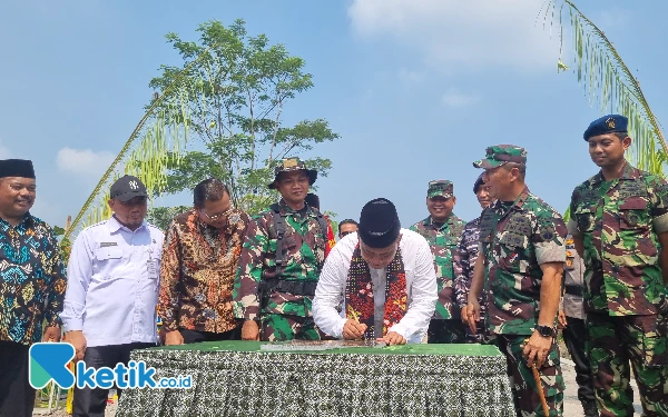 Thumbnail Berita - Resmikan Hasil Karya TMMD Reguler ke-124 Kodim 0732/Sleman, Bupati Harda: Nyata Bukan Hoaks