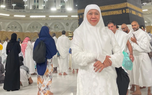 Thumbnail Gubernur Khofifah Sampai di Arafah, Doakan Kebaikan bagi Warga Jatim
