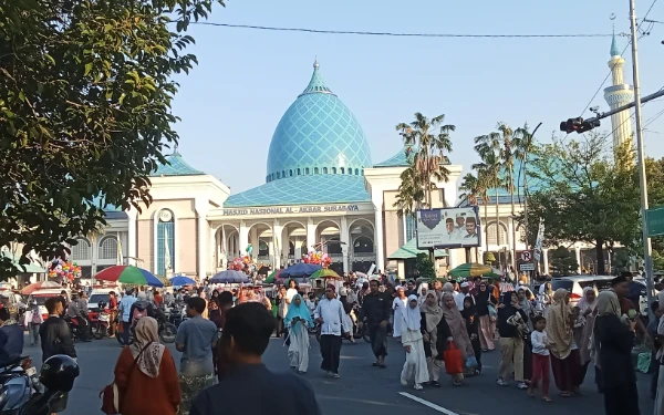Thumbnail Shalat Iduladha 1446 H di Masjid Nasional Al-Akbar Surabaya, Mohammad Nuh: Tiga Cara Terbaik Atasi Defisit Kebaikan