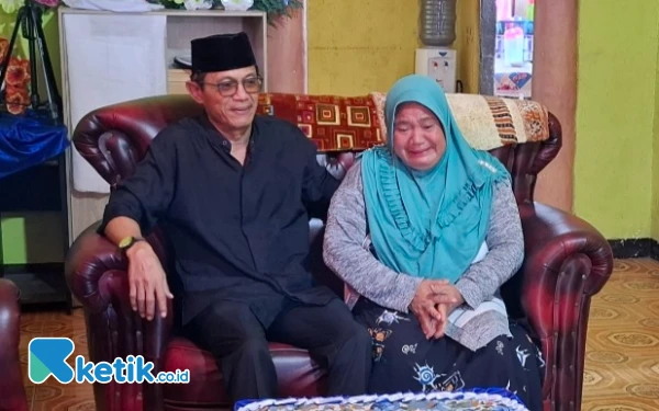 Thumbnail Wabup Helmi Bersilaturahmi ke Orang Tua Sahril, Wartawan Metro TV yang Gugur Saat Peliputan