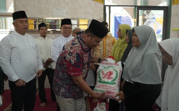 Thumbnail Berita - Wabup Asahan Hadiri Zikir Akbar dan Doa Bersama untuk Jemaah Haji