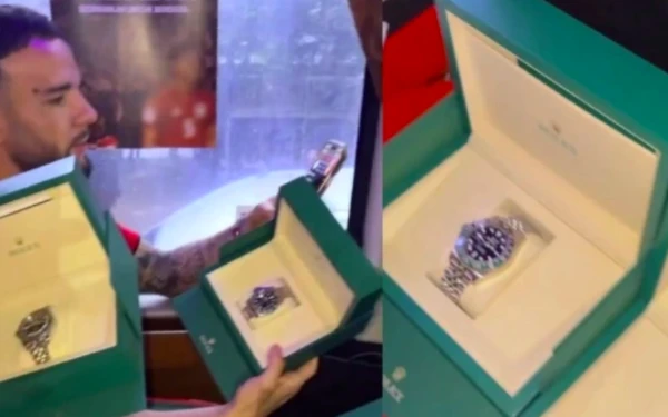 Thumbnail Timnas Dapat Jam Tangan Rolex Rp254 Juta dari Prabowo, Netizen Heboh