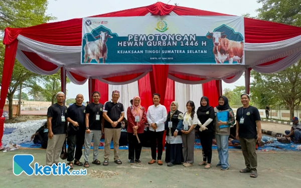 Thumbnail Kejati Sumsel Gelar Pemotongan Hewan Kurban, Perkuat Kepedulian Sosial di lduladha 1446 H
