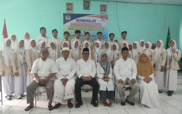 Thumbnail MAN 2 Tuban Kirim 32 Siswa Magang, Kepala Kemenag Ingatkan Hal Penting Ini