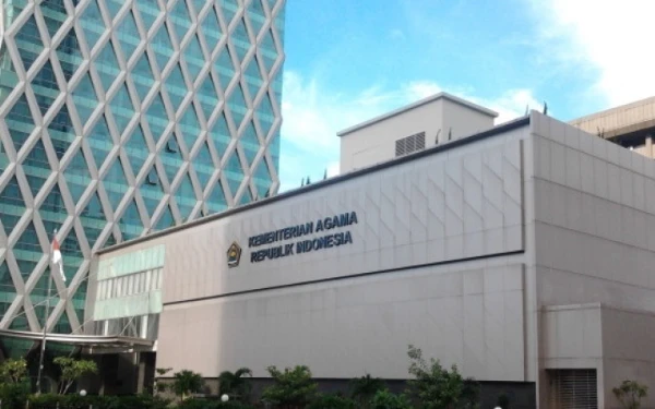 Thumbnail Berita - Sambut Tahun Baru Islam, Kemenag Gelar Nikah Massal