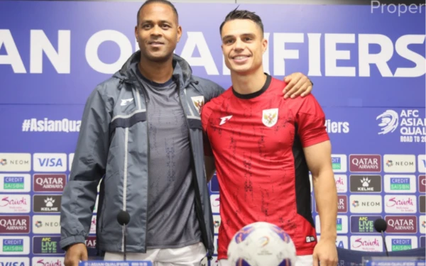 Thumbnail Berita - Lawan Jepang, Patrick Kluivert Ungkapkan Pemain Indonesia Sedang Percaya Diri