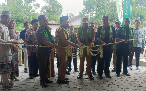 Thumbnail Bondowoso Luncurkan Klinik Pertanian, Dorong Transformasi Layanan untuk Petani