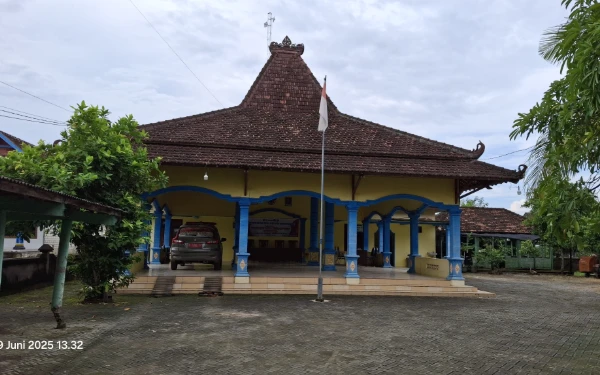 Thumbnail Berita - Kejaksaan dan Ketua DPRD Tuban Angkat Bicara Perihal Transparansi DD