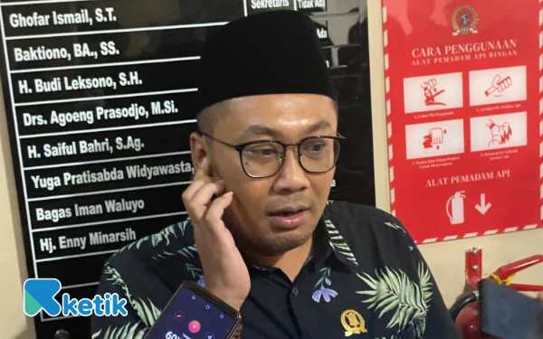 Thumbnail Ketua Komisi B DPRD Surabaya Tanggapi Soal Laporan Perusahaan Pengembang