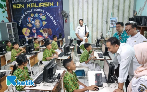 Thumbnail Tanpa PR, Pelajar Surabaya Dibentuk Jadi Generasi Berkarakter dan Disiplin