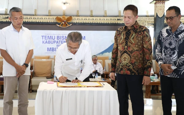 Thumbnail Berita - Temu Pelaku Usaha Mbizmarket, Bupati Harda Bersyukur dengan Capaian Kabupaten Sleman