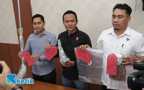 Thumbnail Berita - Mayat Bayi Ditemukan di Pekarangan Rumah di Cilacap, Pelaku Ternyata Ibu Kandungnya