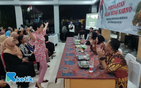 Thumbnail Berita - Bulan Bung Karno, 3 Srikandi PDIP Dorong Perempuan di Jombang Mandiri