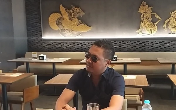 Thumbnail Berita - Diduga Langgar Prosedur PHK, Kredit Plus Cabang Bitung Digugat Eks Karyawan